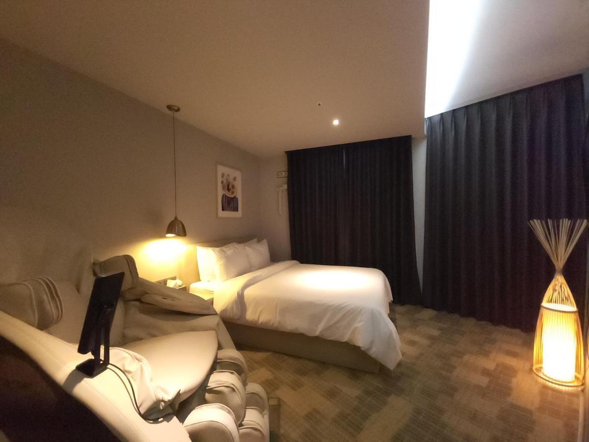 Brown Dot Hotel Csindzsu Kültér fotó