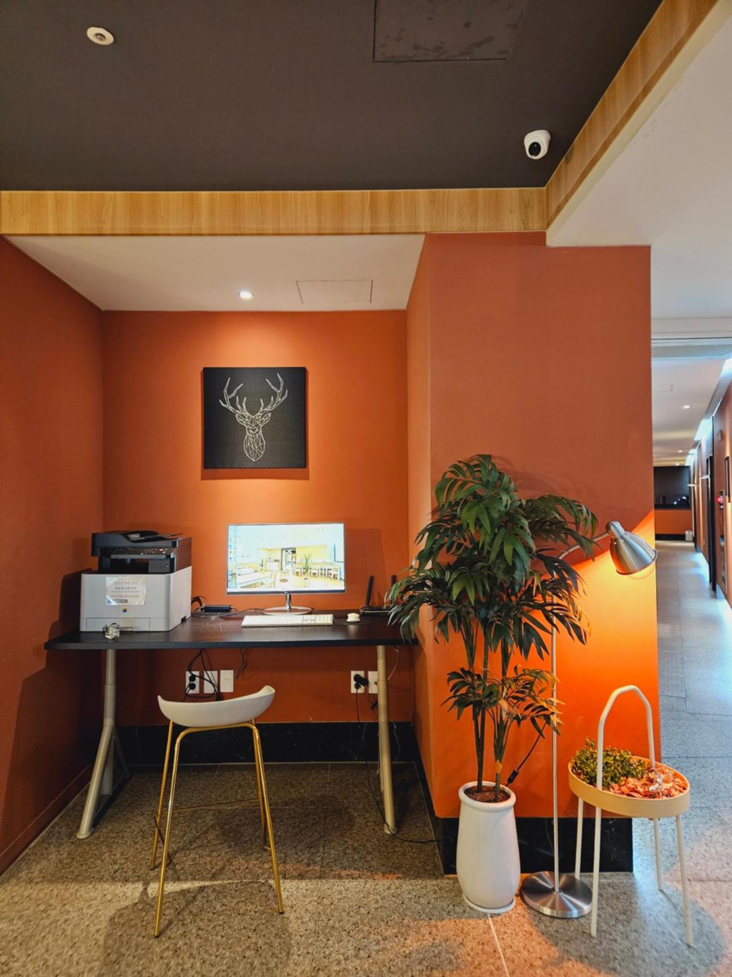 Brown Dot Hotel Csindzsu Kültér fotó